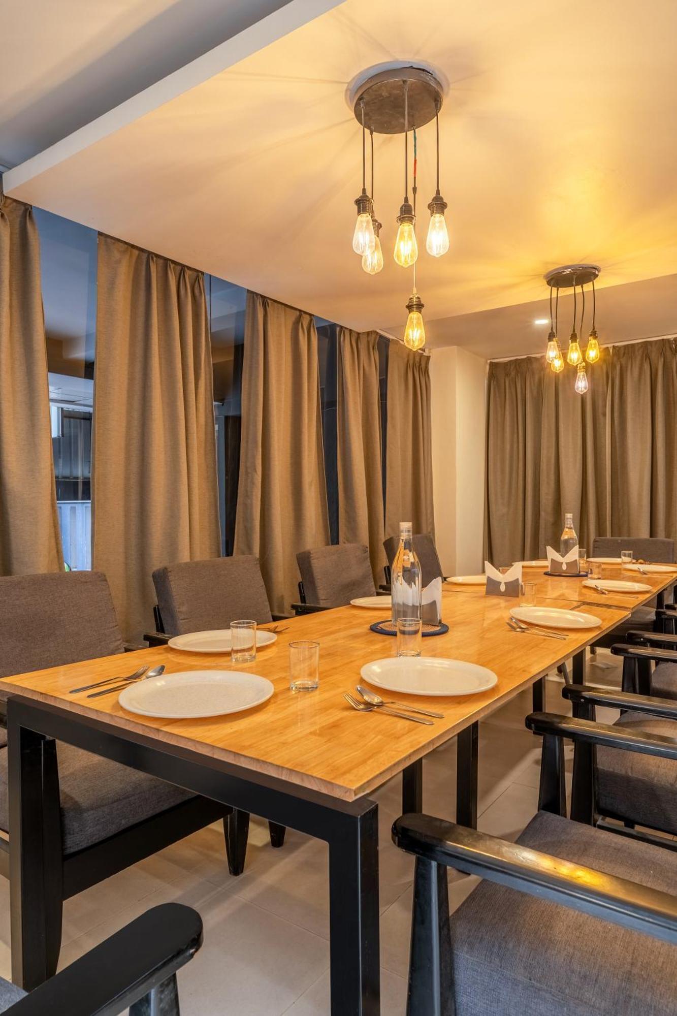 Hotel Monday Hitec Hyderabad